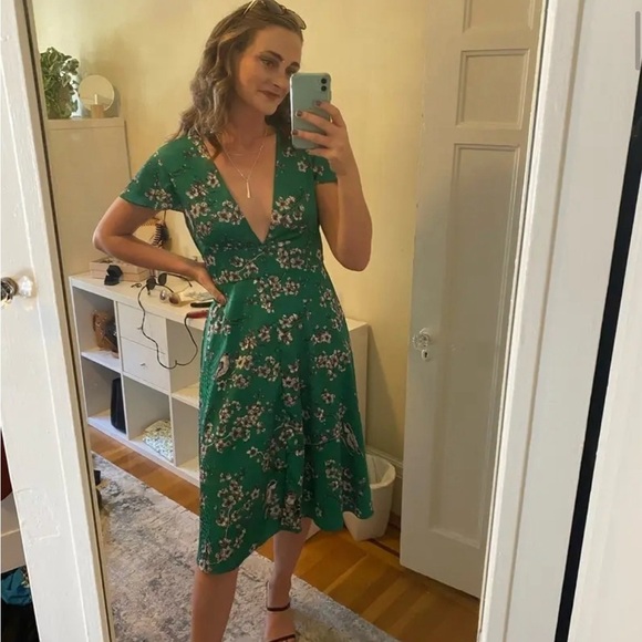 Hutch Green Wrap Tie Front Midi Dress - Picture 11 of 13